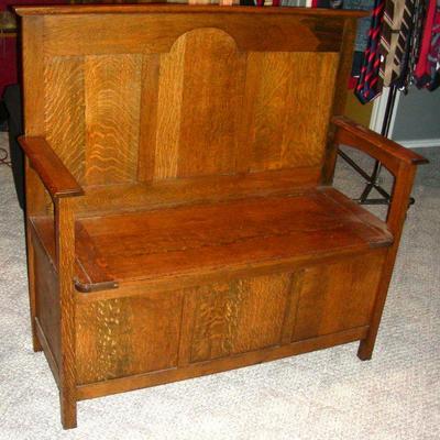 Oak bench with storage