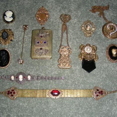 Another VERY SMALL sample of the jewelry