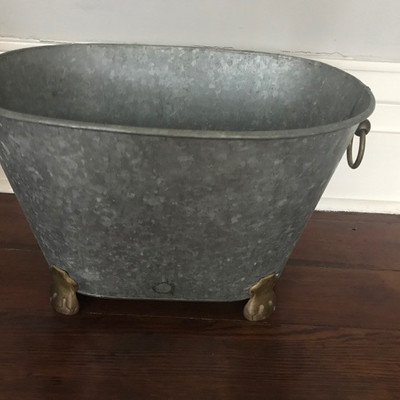 Foot tub $55