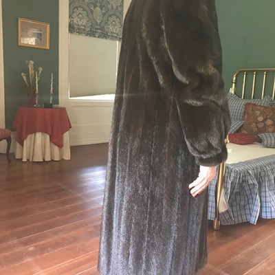 Henig mink coat $495 size 10