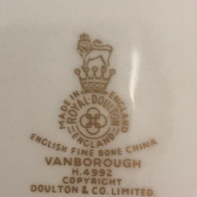 Royal Doulton Vanborough 66 Pieces $940
Reserve