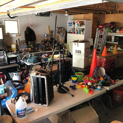 Estate sale photo