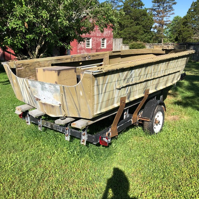 Duck hunting/Fishing boat and trailer $300
Boards need to be replaced inside