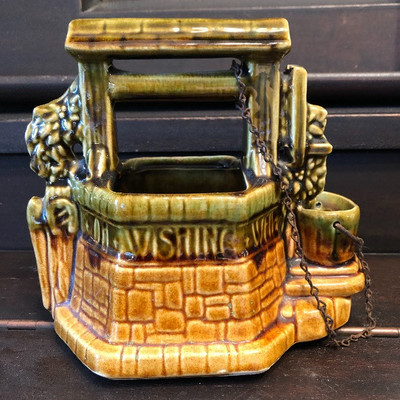 McCoy Planter â€œWishing Wellâ€ $7