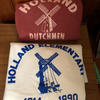 Holland Elementary sweatshirts $1.50 each