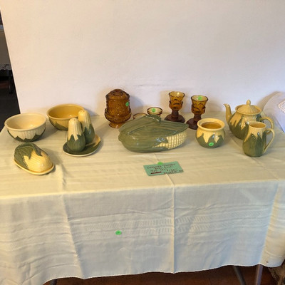 Shawnee Pottery “Corn King”
9pc Set $130 (selling as a set only)
Includes #74 covered casserole, salt & pepper, #75 teapot, #72 covered...