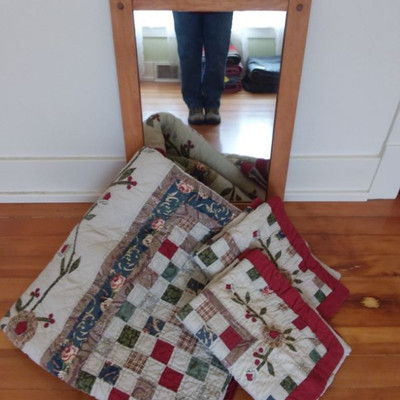 Maple Wood Mirror/Bedding
