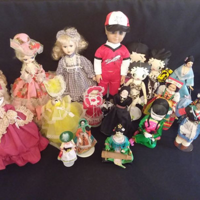 Betty Boop and Dolls from Around the World