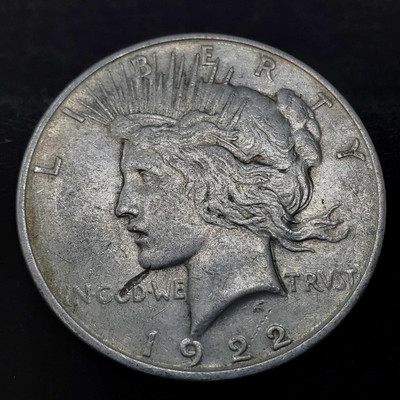 861: 1922 Silver Peace Dollar, Philadelphia Mint
1922 Silver Peace Dollar, Philadelphia Mint