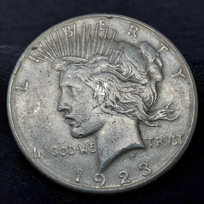1923: 	
1923 Silver Peace Dollar, San Francisco Mint
1923 Silver Peace Dollar, San Francisco Mint