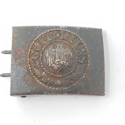 2047: German World War II Army Enlisted Mans Belt Buckle
The front reads â€˜Gott Mit Unsâ€™. There is a German eagle clutching a swastika...