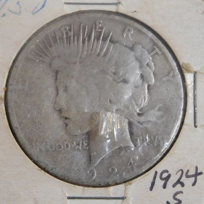 1924 s Peace Silver Dollar