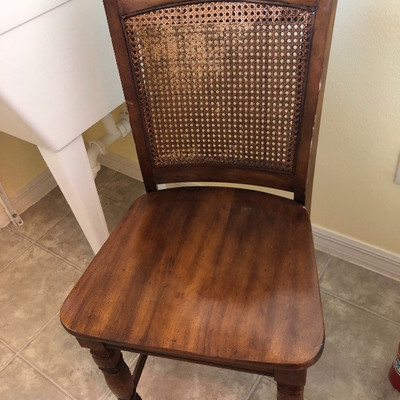 Wood/woven side chair