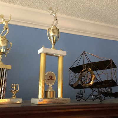 Trophies, Metal sculpture plane