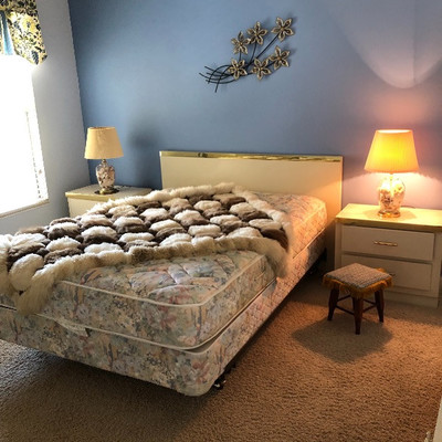Full Retro 5-Piece Bedroom Set-  $220 (Save $20 when purchasing entire set!)
 Head Board - $45 
Night Stand - $30 
Night Stand - $30...