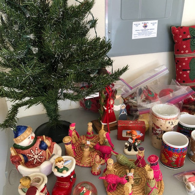 Mini tree, Nativities, Christmas ceramics