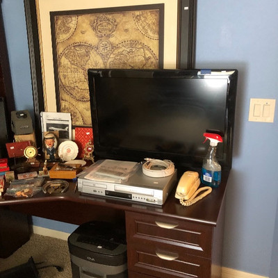 L- Shaped Desk w/Hutch - Magellan "Realspace", World Map, TV