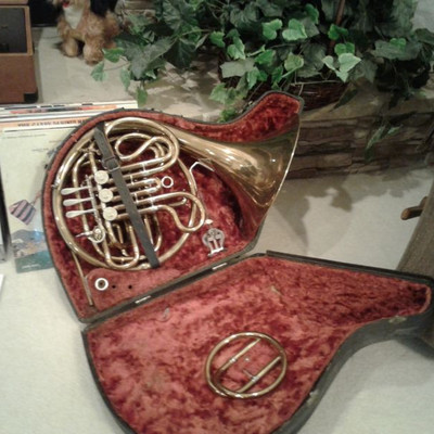 Super Vintage Double French Horn