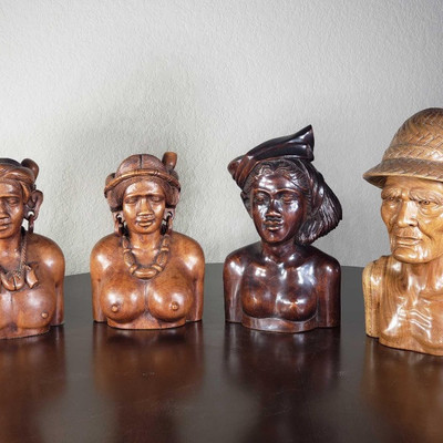 232:
Hand Carved Wooden Figurines
Measures approximately 12
