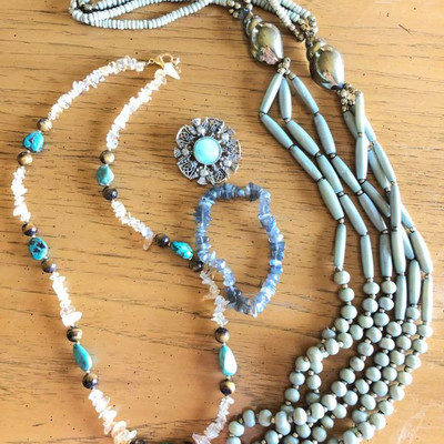 A variety of Green Hues in Jewelry