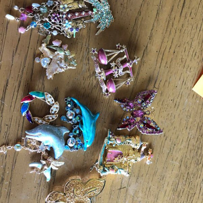 Fantasy pins from Kirks Folly