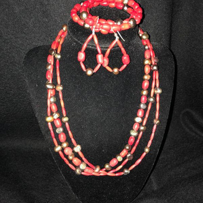 Lee Sands three-piece coral set