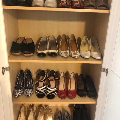 Ladies Shoes Size 9