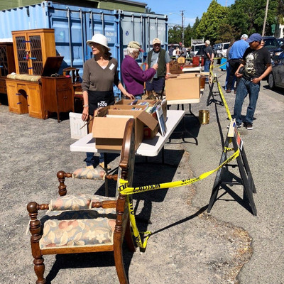 Estate sale photo
