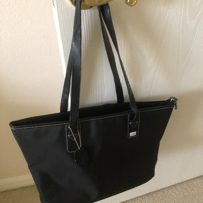 Black tote