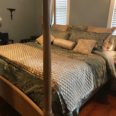 Stanley King four poster bed with box spring and mattress $695