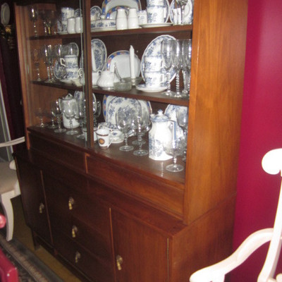 Lane Mid-Century China Cabinet And all The Contents 