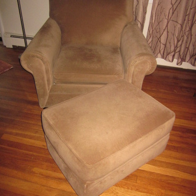 Gently Used R & F Living Room Suite  