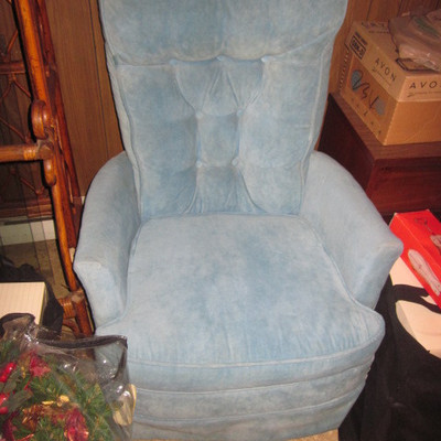 Swivel Parlor Chair 