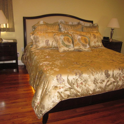 Universal King Bedroom Suite Complete 