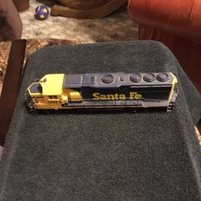 Santa Fe Model Train Engine