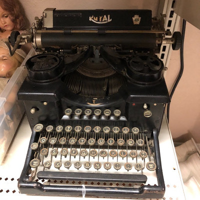 Estate sale photo