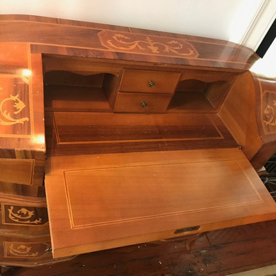 Queen Anne style inlaid writing desk $185