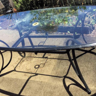 PPT155 Glass Top Outdoor Table