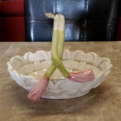 Ceramic Tulip Basket