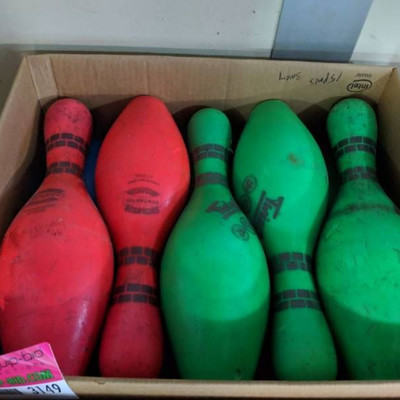 (15) Multi Color Bowling Pins