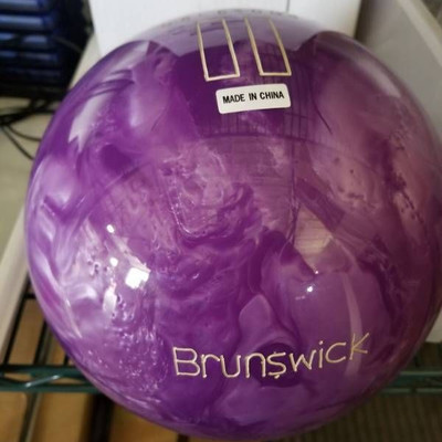 Brunswick Cosmic Bowling Ball 11lb Not Drilled