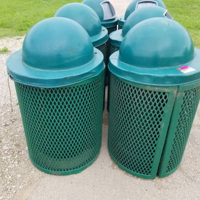 Set of 2 Metal Outdoor Trash Cans