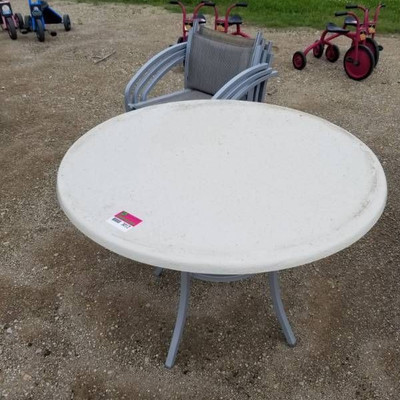 Patio Table With 3 Chairs