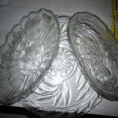 3 glass serving trays and plate