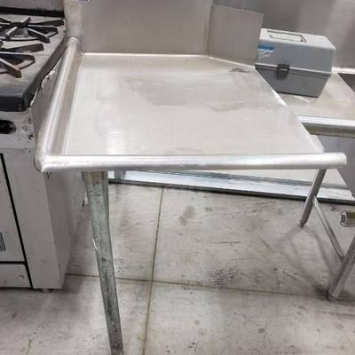 Clean left side dishwasher table