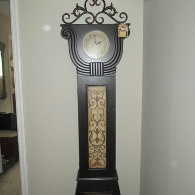 Decorative Grandmother Clock 