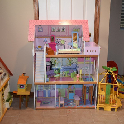 Children's Doll House