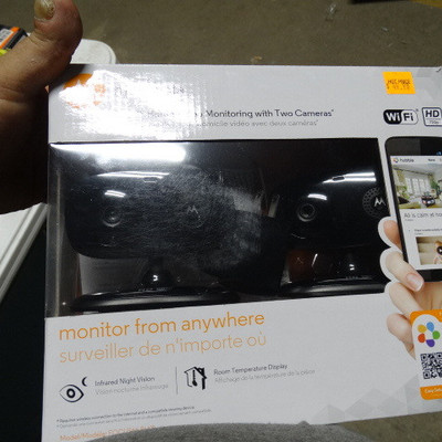 Motorola Wi-Fi HD 2 home video cameras- in box
