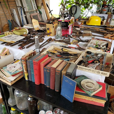 Estate sale photo