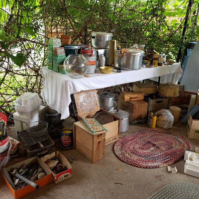Estate sale photo